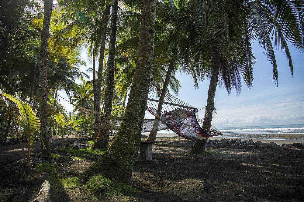 Clandestino Beach Resort Parrita Luaran gambar