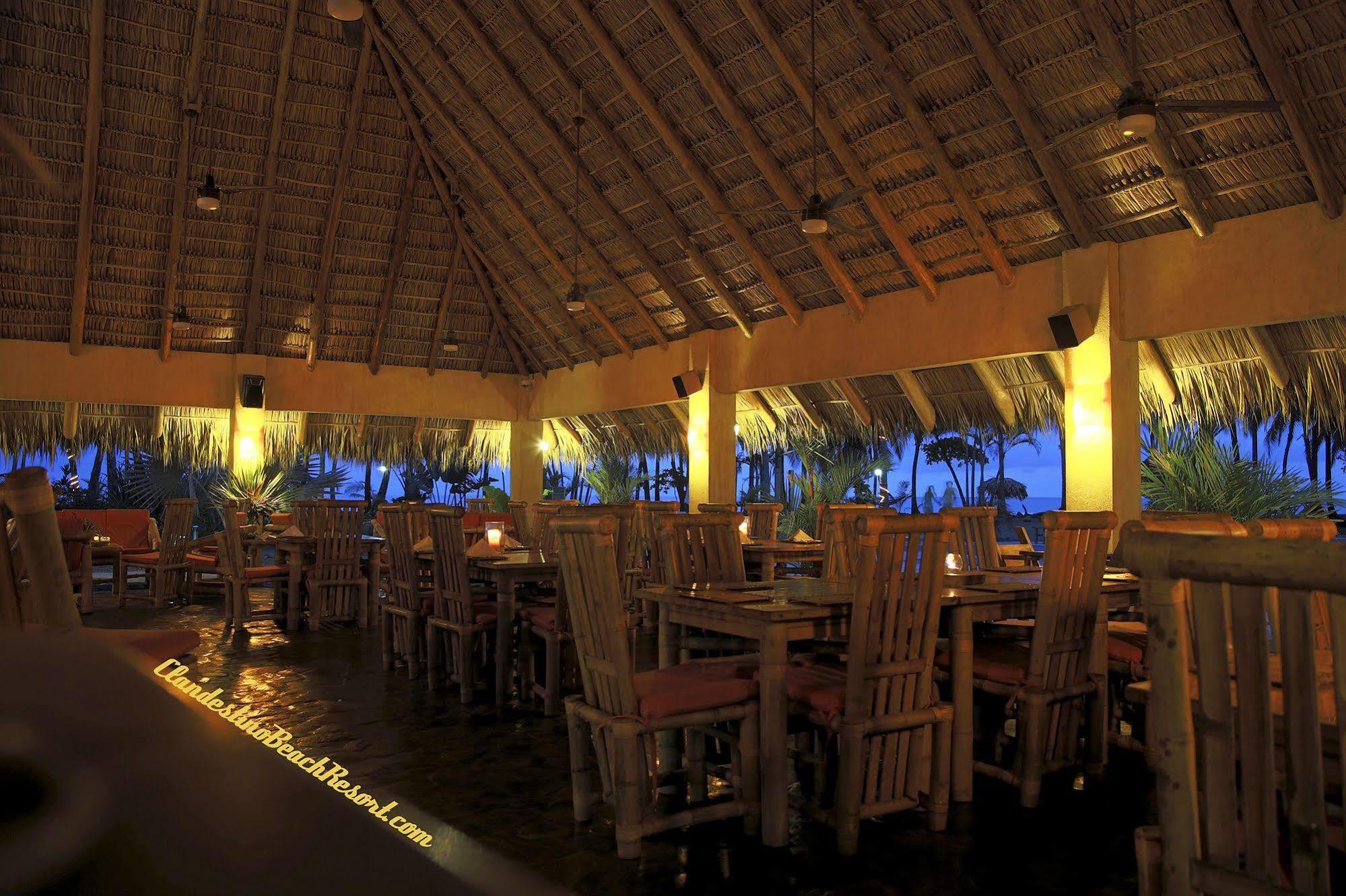 Clandestino Beach Resort Parrita Luaran gambar
