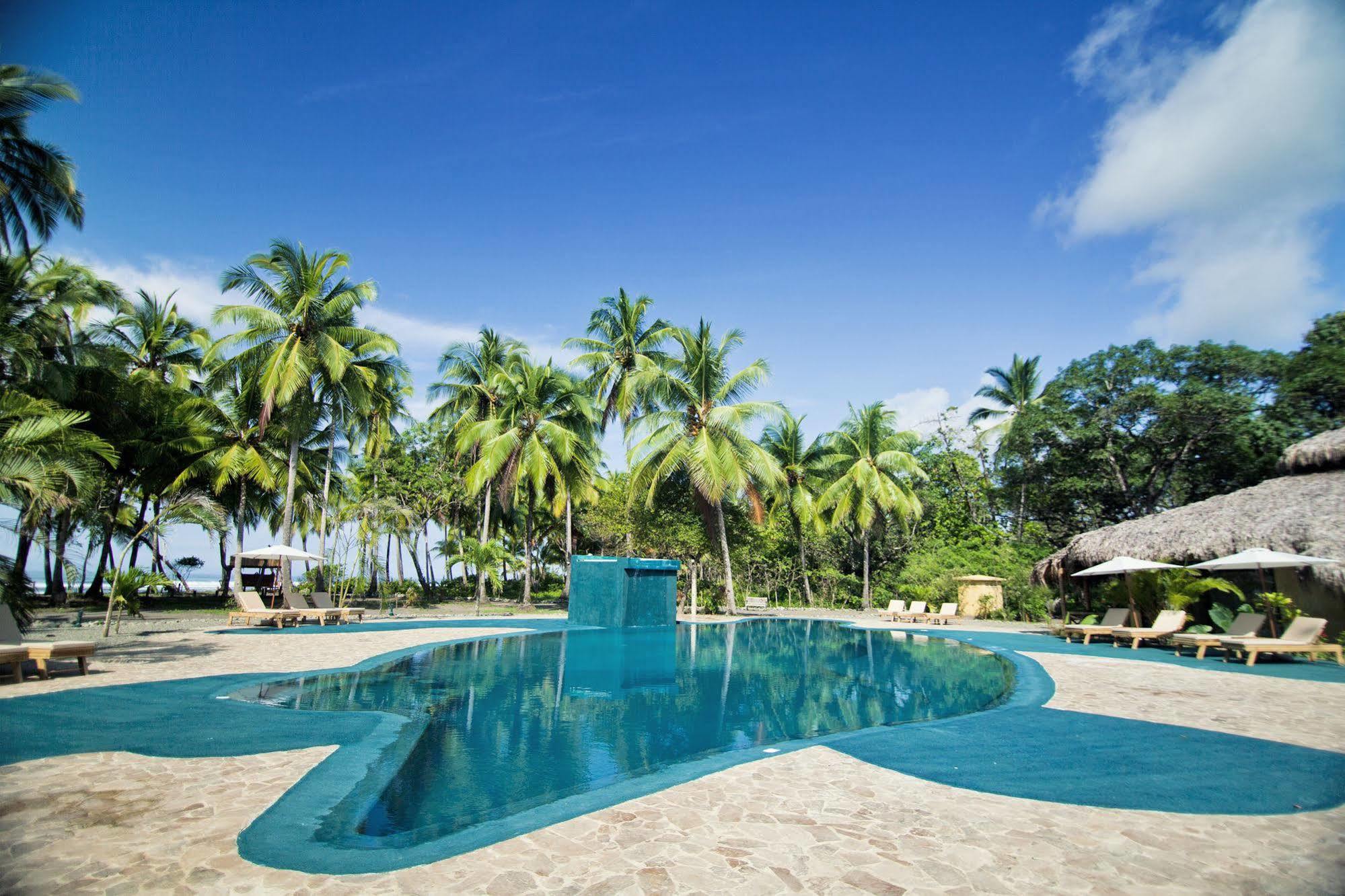 Clandestino Beach Resort Parrita Luaran gambar