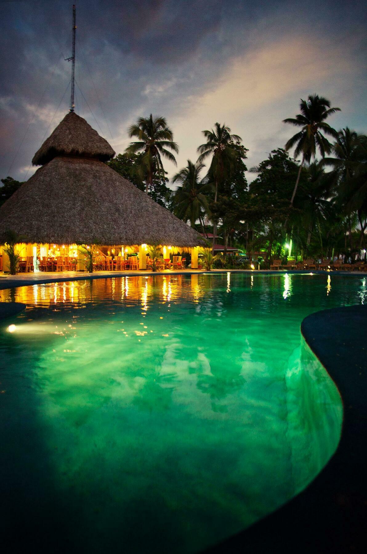 Clandestino Beach Resort Parrita Luaran gambar